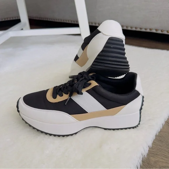 DV by Dolce Vita Black and Tan Sneakers - Picture 3 of 10